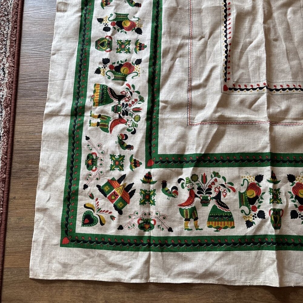 vintage pennsylvania Dutch Tablecloth Linen Size 68 X 50 Festive Green & Beige - Picture 3 of 7